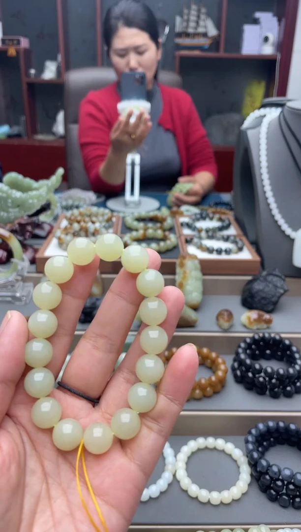 未镶嵌手串和田玉和田玉