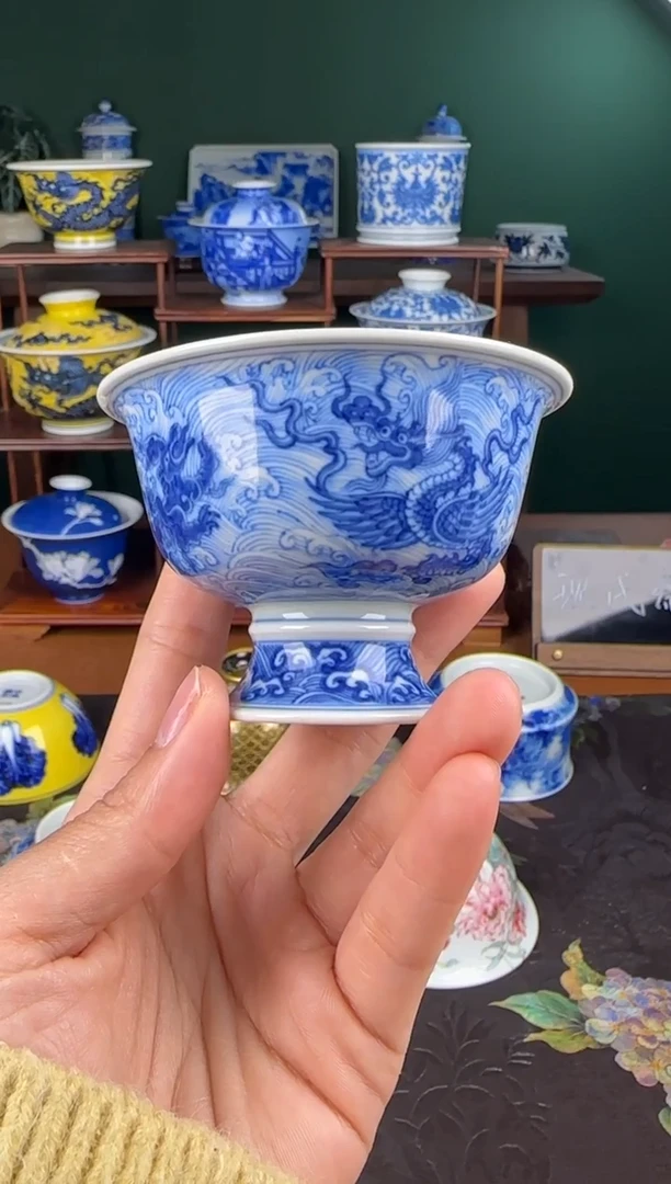 杯望月怀古。淡海水高足杯