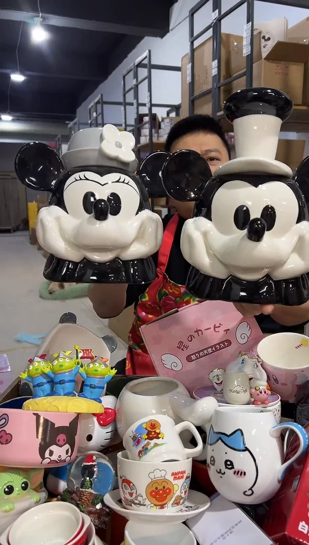 【闪购商品】杯米奇米妮威力汽船储物罐