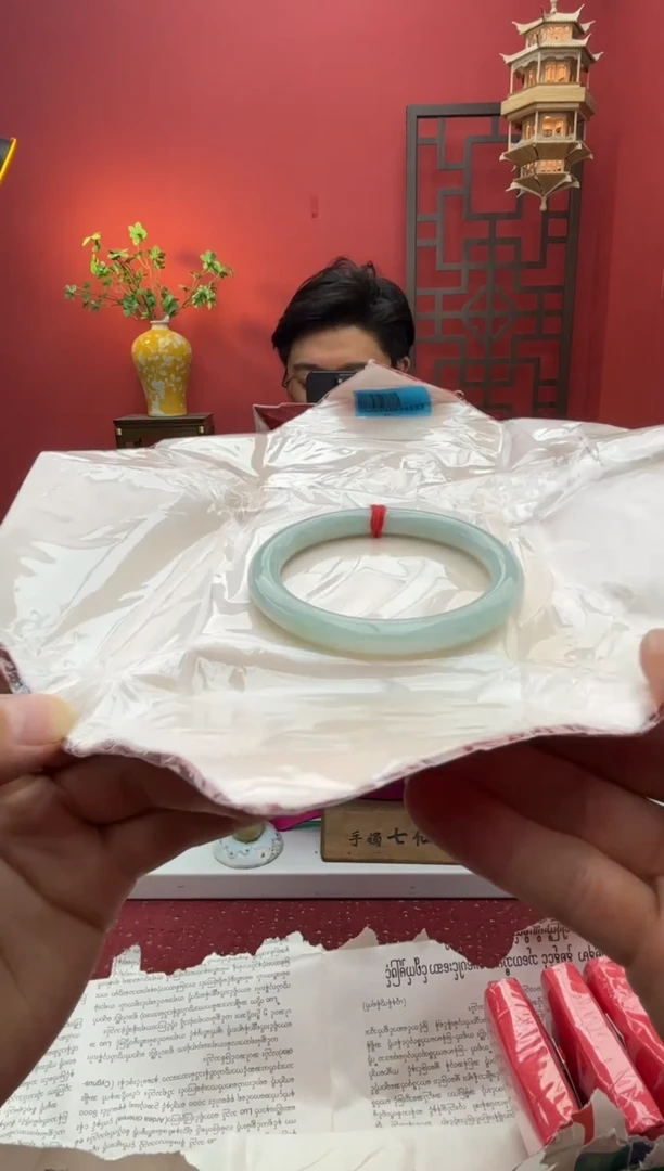 未镶嵌手镯（圆镯）翡翠翡翠手镯19