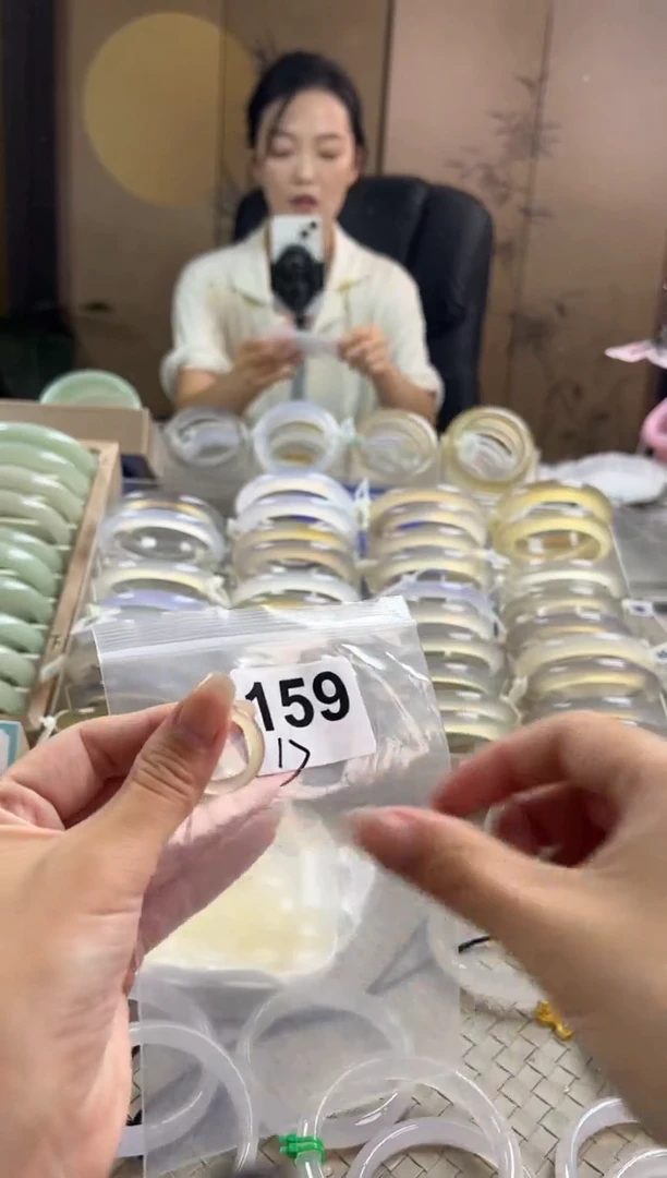 手镯玛瑙/玉髓未镶嵌159