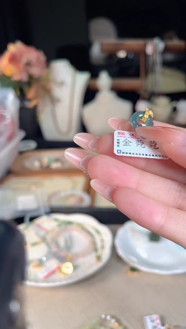 翡翠银S925镶嵌吊坠(不含链)多样性发货其一