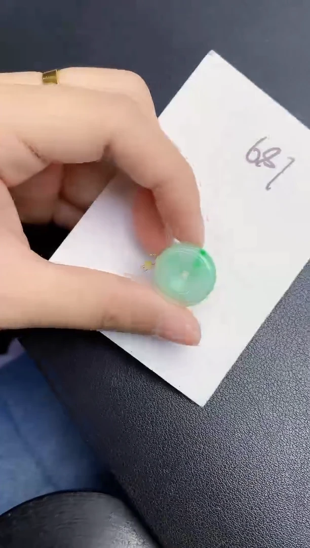 翡翠18K金镶嵌颈饰000000000