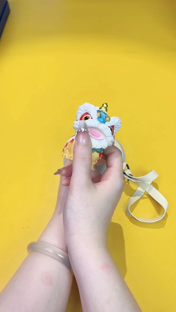 瓷片折叠墨镜白
