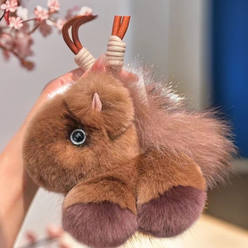 一马当先真獭兔毛可爱小马呆萌毛绒钥匙扣挂件包包挂件