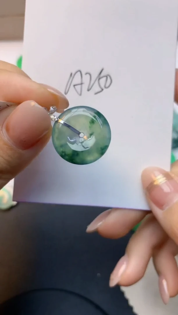 颈饰18K金镶嵌翡翠天然A货缅甸翡翠百元以上9元证书费自理