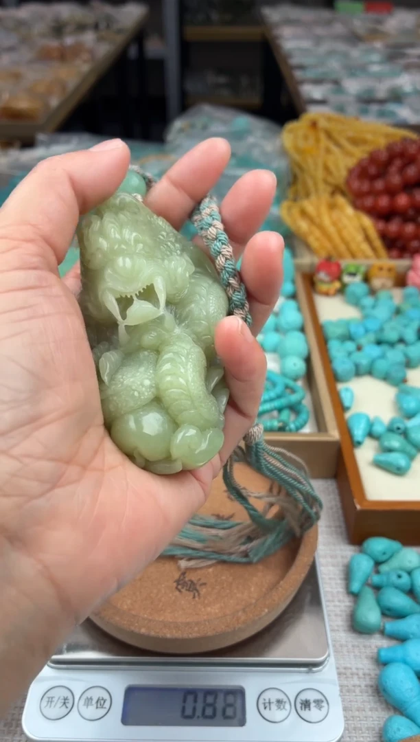 未镶嵌和田玉把件1