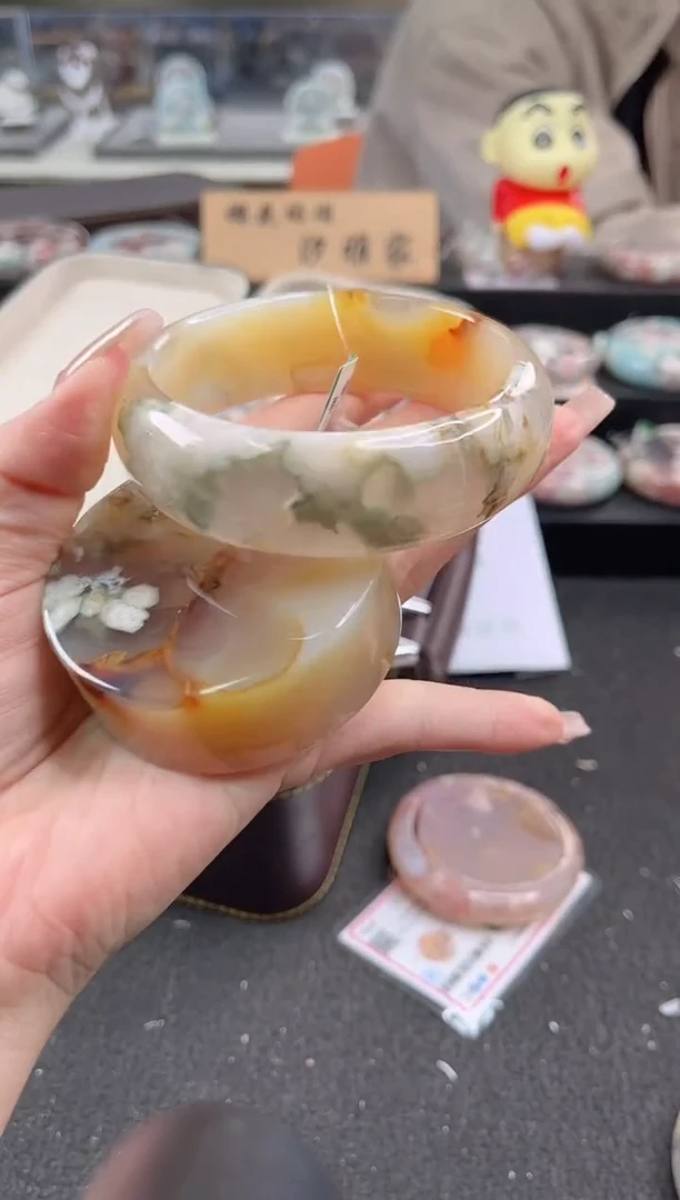 未镶嵌手镯石英质玉尘*丷圈口（赠品镯心）