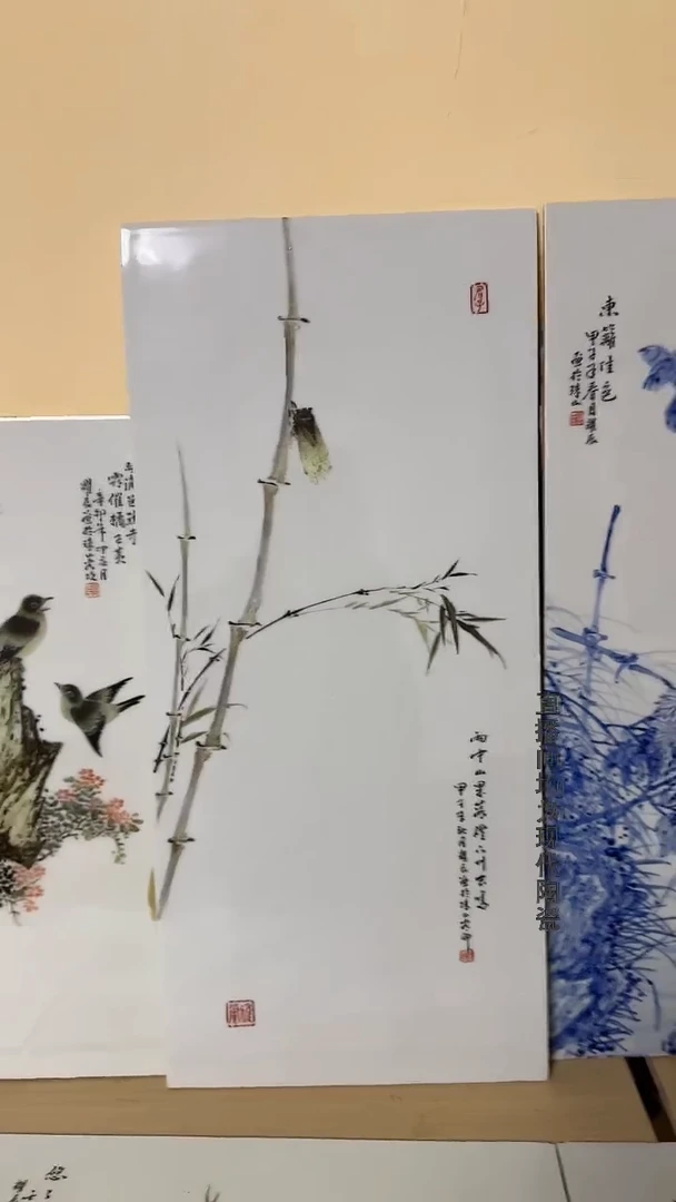 李*伟一鸣惊人瓷板画1个