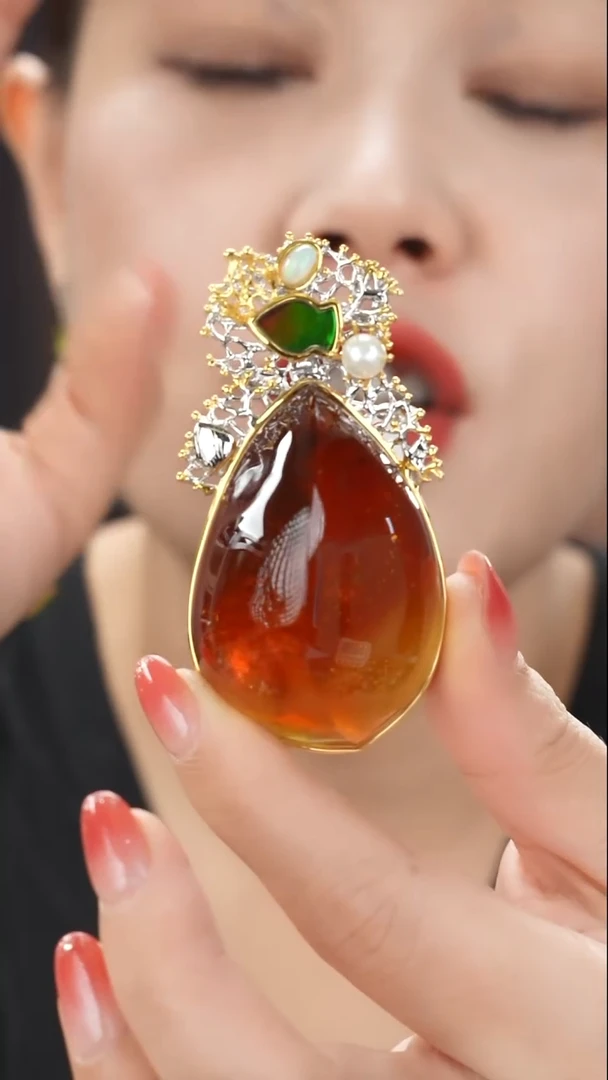 琥珀吊坠(不含链)未镶嵌特色蜜蜡吊坠