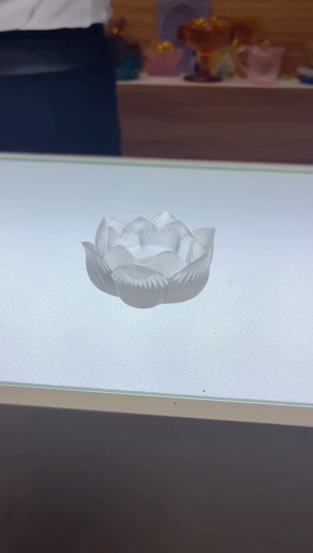 琉璃手工艺品莲花烛台7公分白色