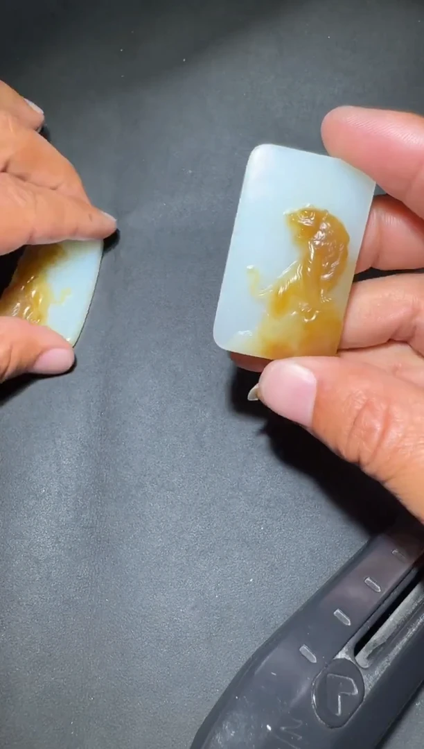 未镶嵌和田玉（糖玉）挂件和田玉