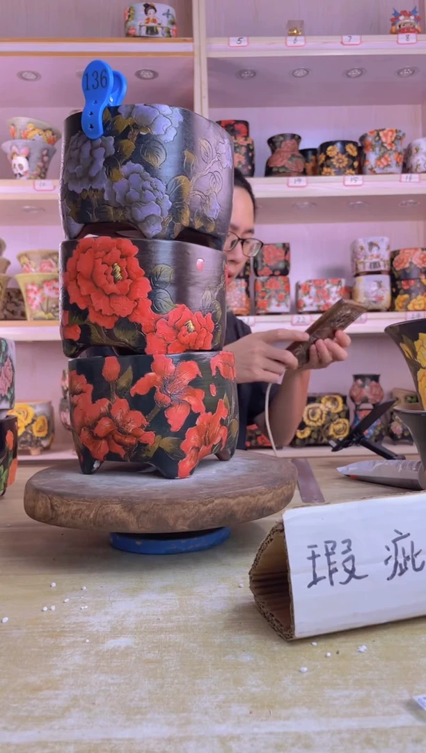 摆件❄****️136陶花岛花盆罐—手工痕迹默认，大小会有1-2公分误差