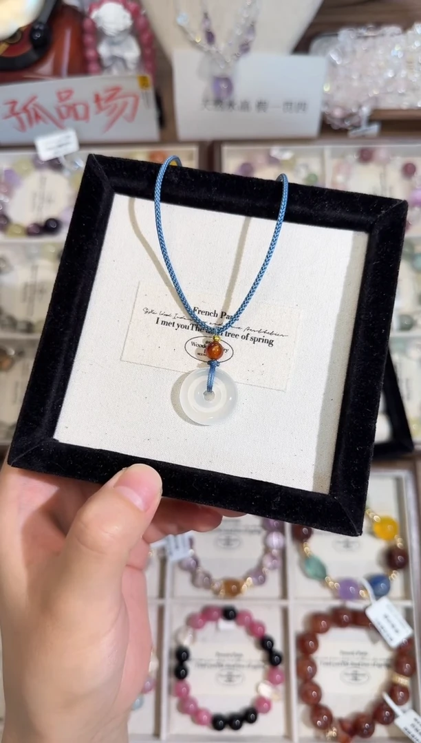 水晶手链未镶嵌5.8元