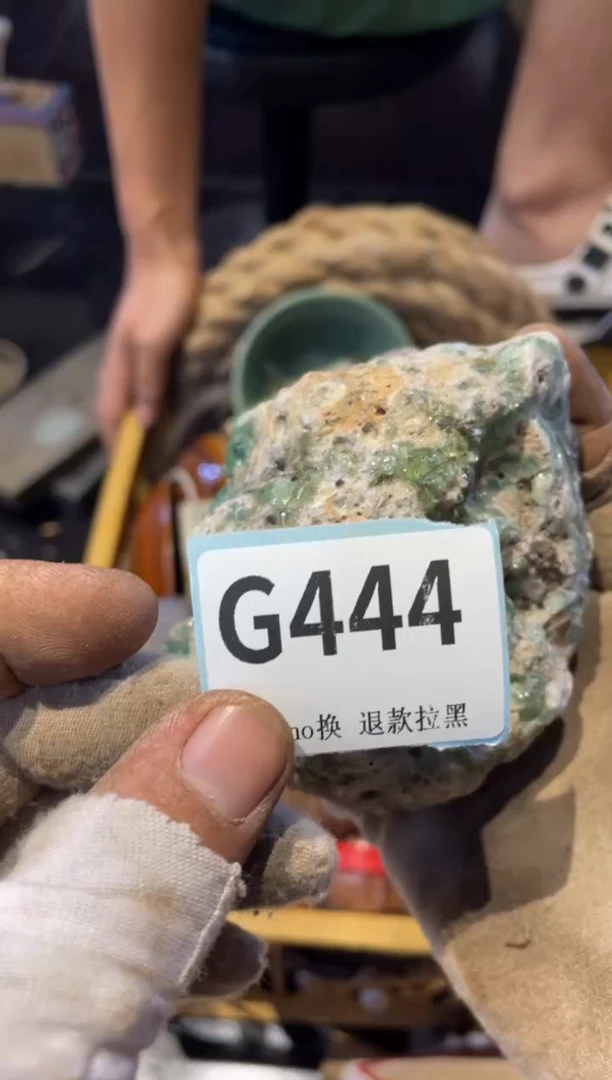 瓷片微**云表弟直播链接火爆火爆