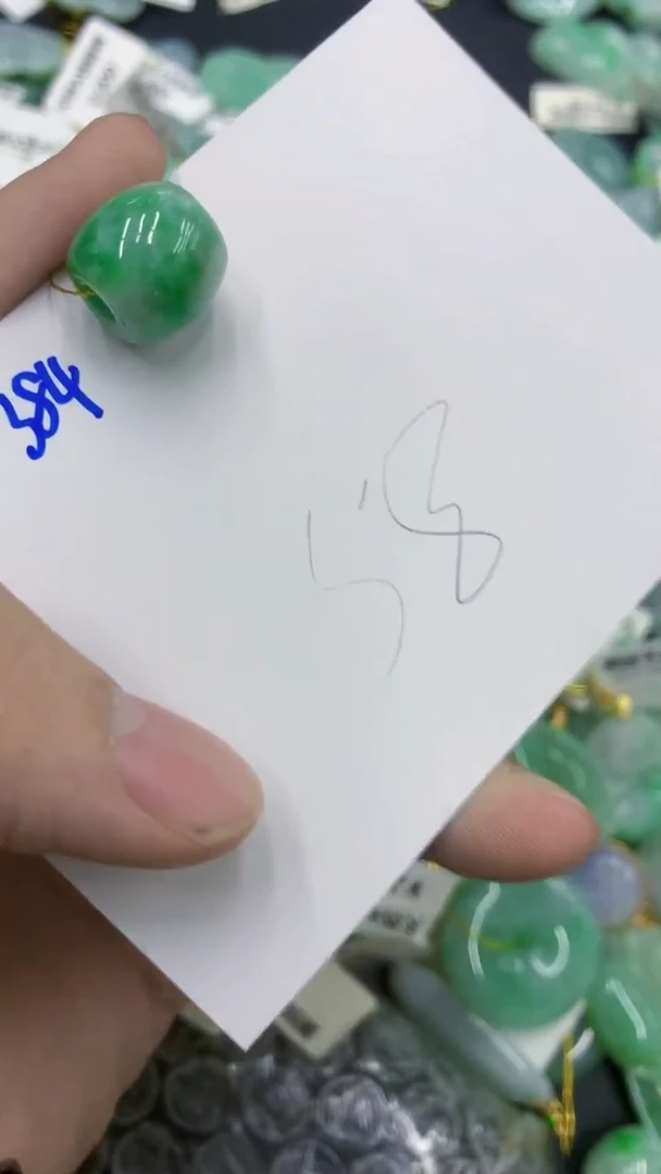 颈饰未镶嵌翡翠111111