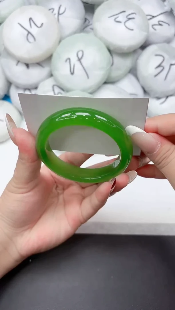 未镶嵌手镯石英质玉83-58.2