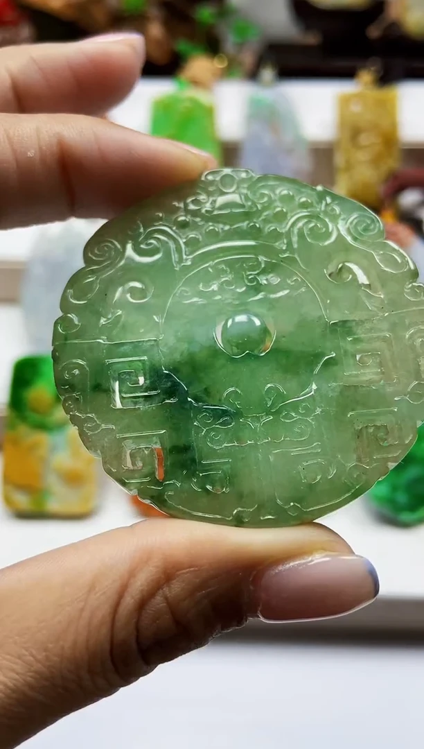 颈饰未镶嵌翡翠翡翠A货