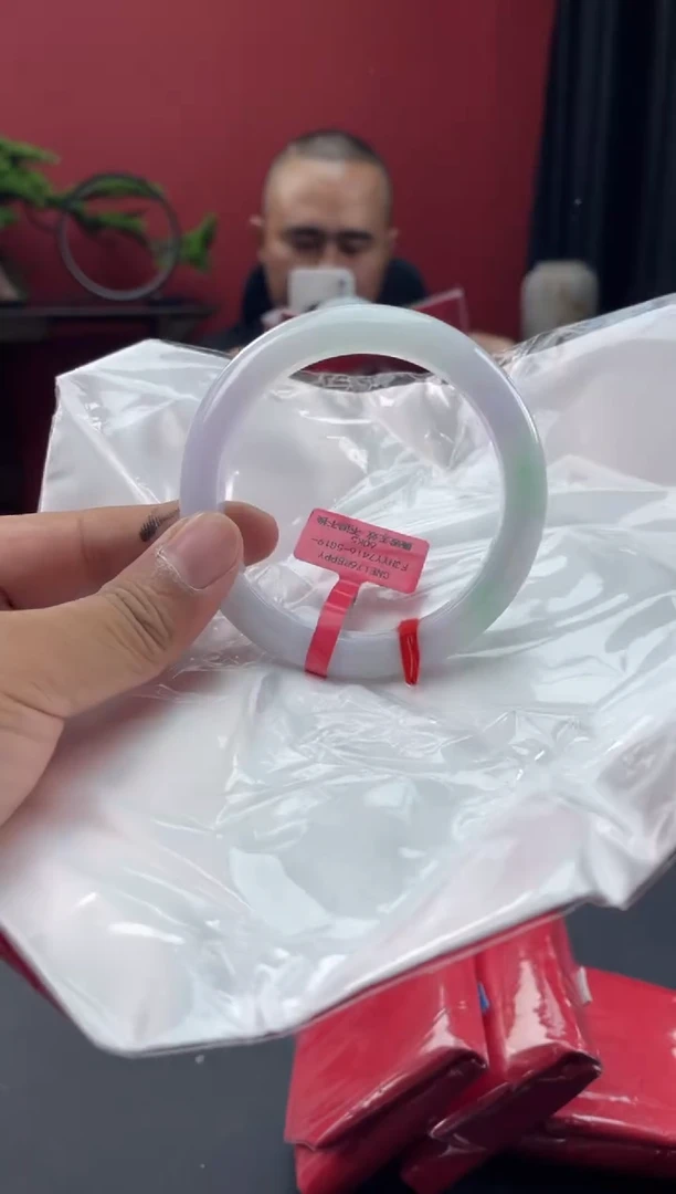 未镶嵌手镯翡翠6