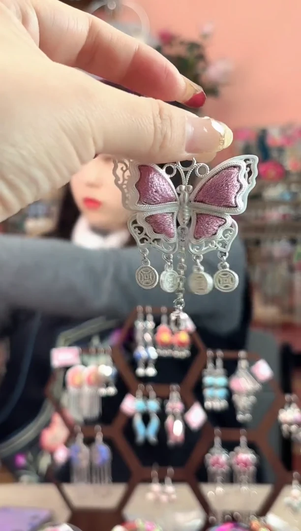 艺枝独绣手工饰品98