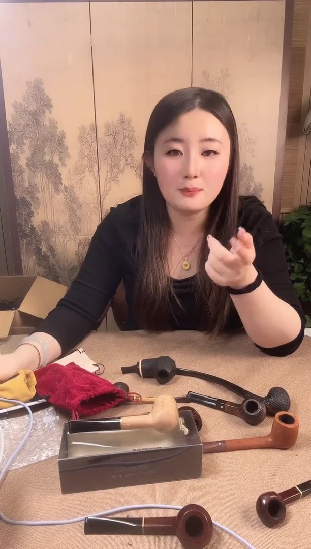 刘*桐替换链接替换链11