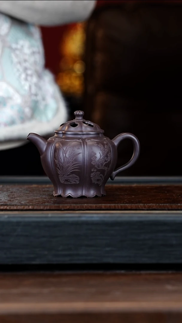 宜兴紫砂ZCP 黑墩头 如意