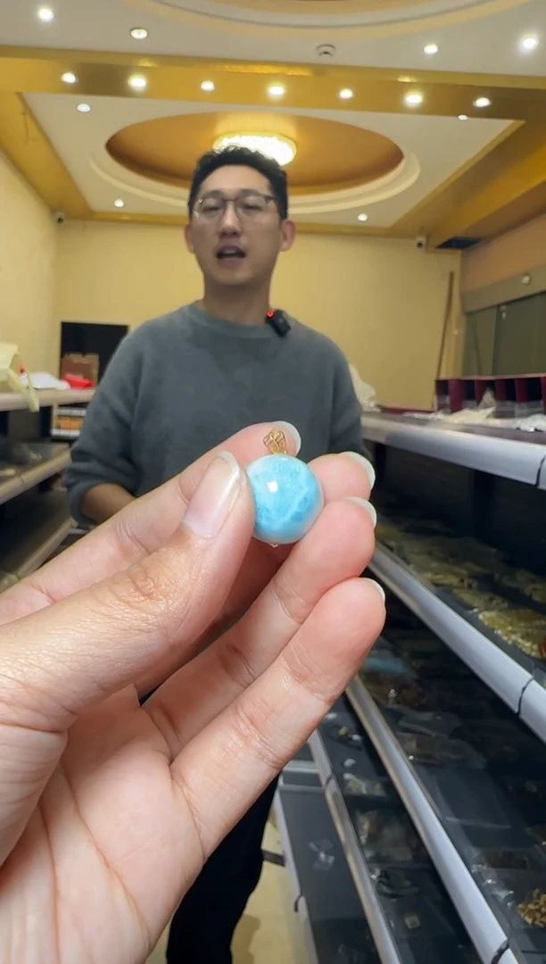 【闪购商品】针钠钙石（海纹石）颈饰18K金镶嵌约16mm海纹石圆珠18K金