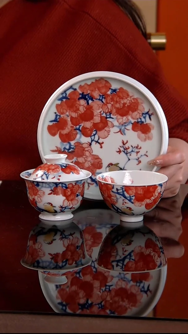 李华手绘青花红彩鸿运当头小套组