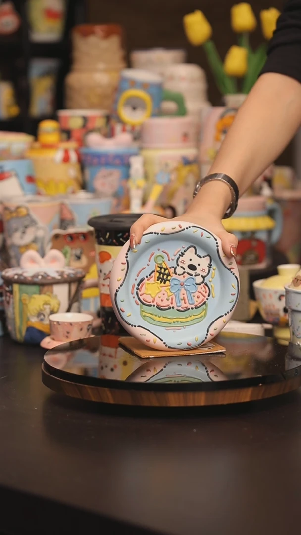景德镇釉下彩绘设计师款式陶瓷