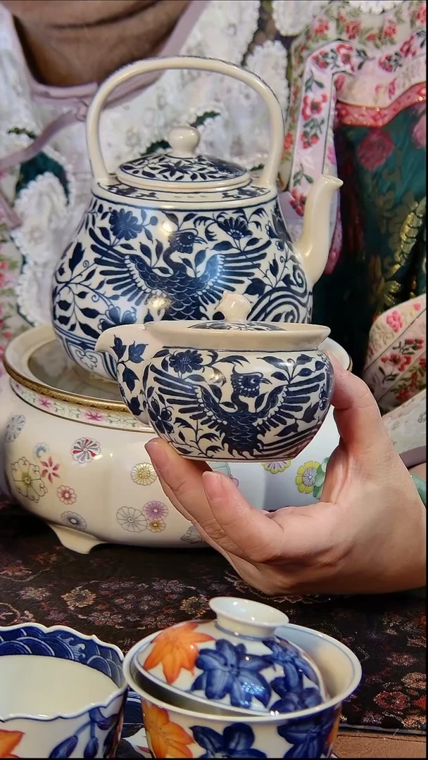 小*婆宝瓶150毫升。。。。。。。。。。。