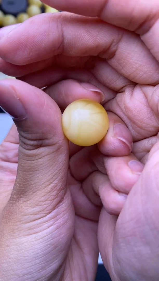 裸石琥珀未镶嵌大小姐珠宝27