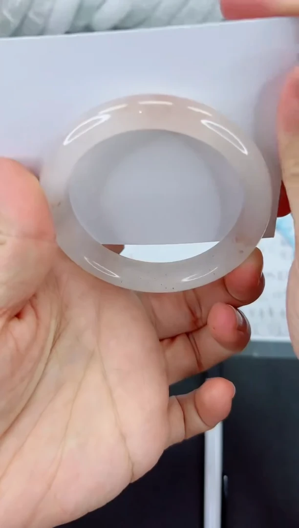 【闪购商品】石英质玉手镯未镶嵌539-56