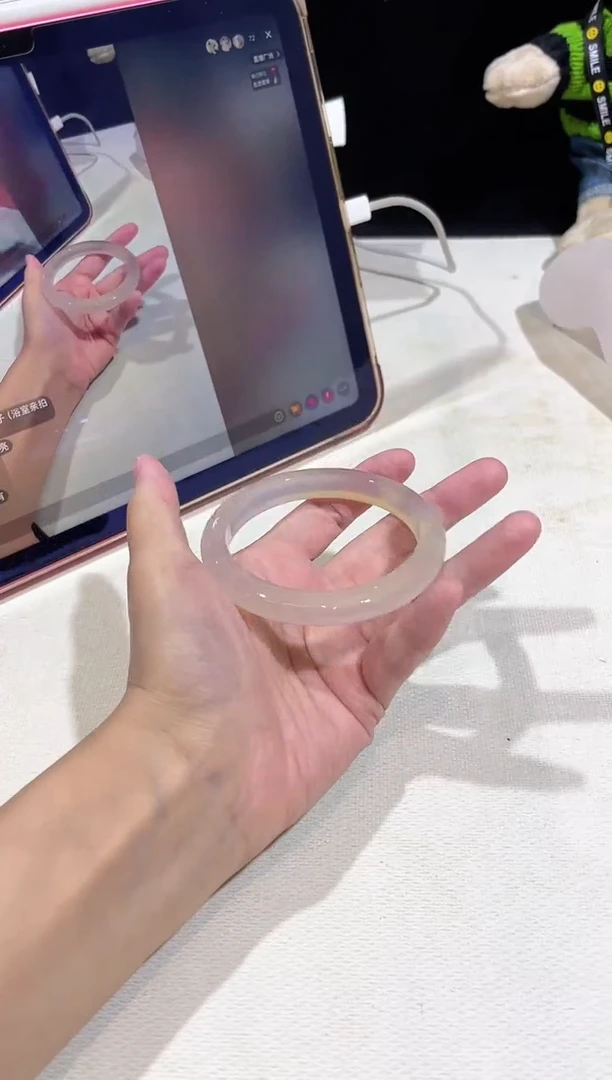 玛瑙/玉髓手镯未镶嵌59.5鉴赏期48小时