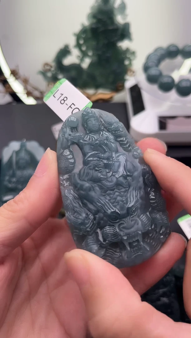 颈饰未镶嵌翡翠7