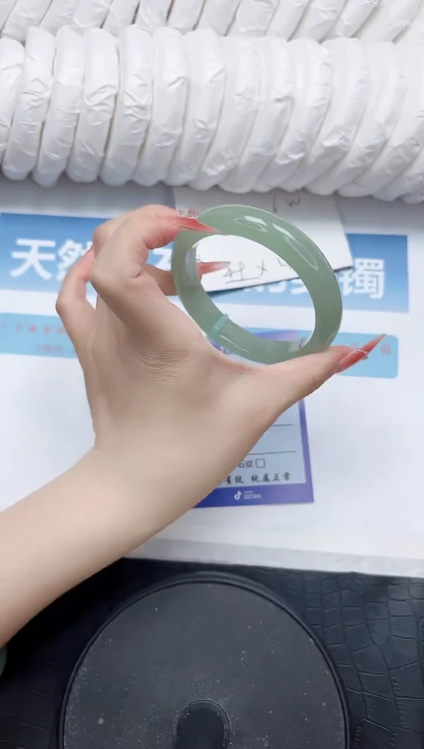 石英质玉手镯未镶嵌203-60