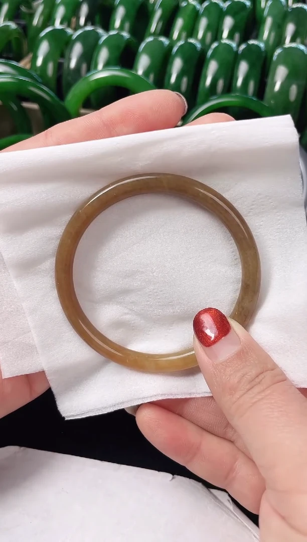 【闪购商品】和田玉手镯未镶嵌和田玉手镯