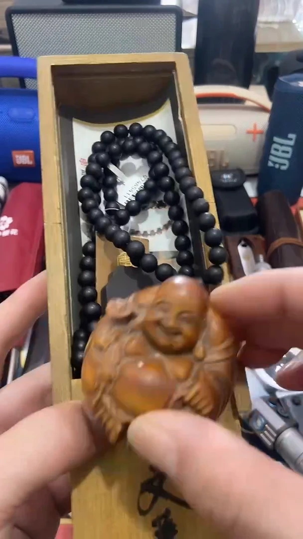 瓷片闪购商品 如图所示
