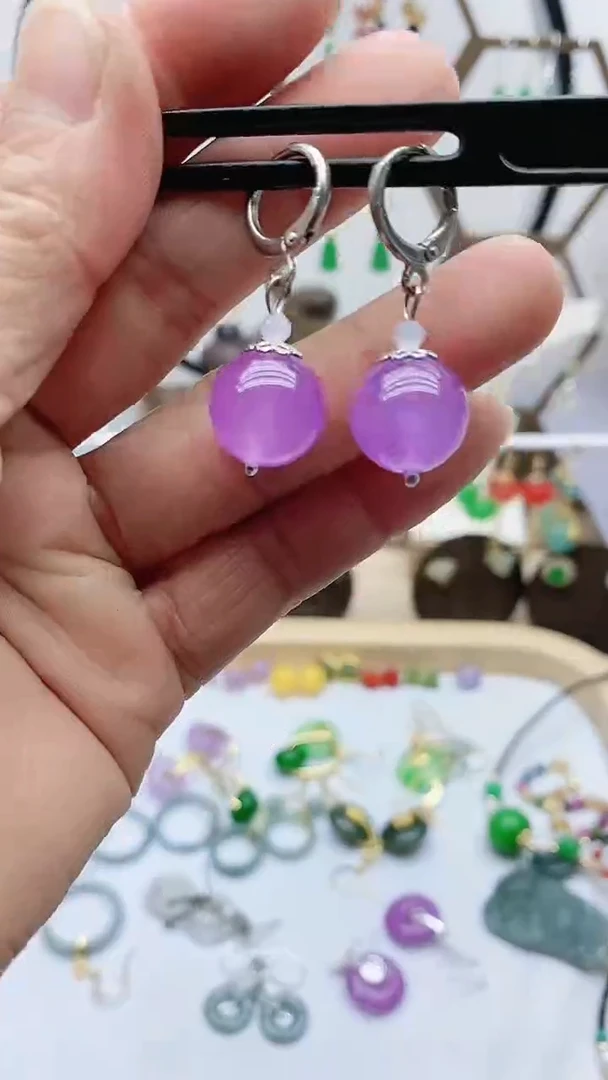 未镶嵌石英质玉（天山翠）耳饰156