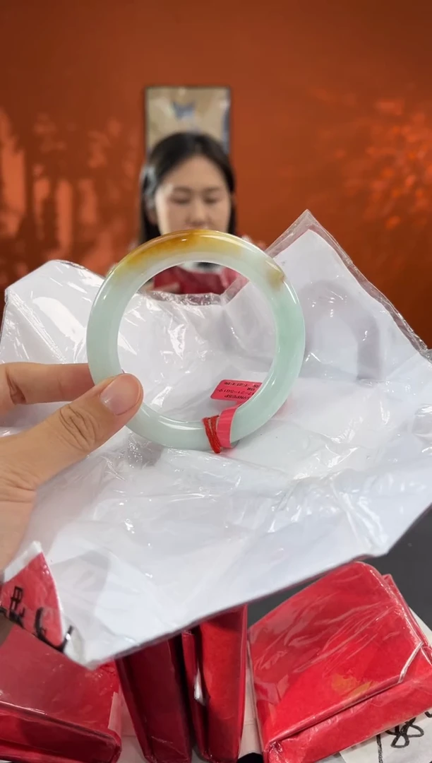 未镶嵌手镯翡翠3