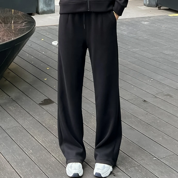 女士月牙口袋考拉绒直筒裤8525