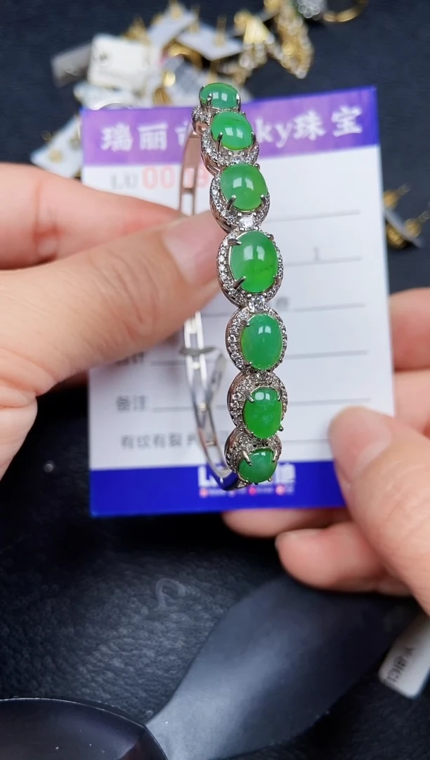 翡翠银S925镶嵌颈饰9929