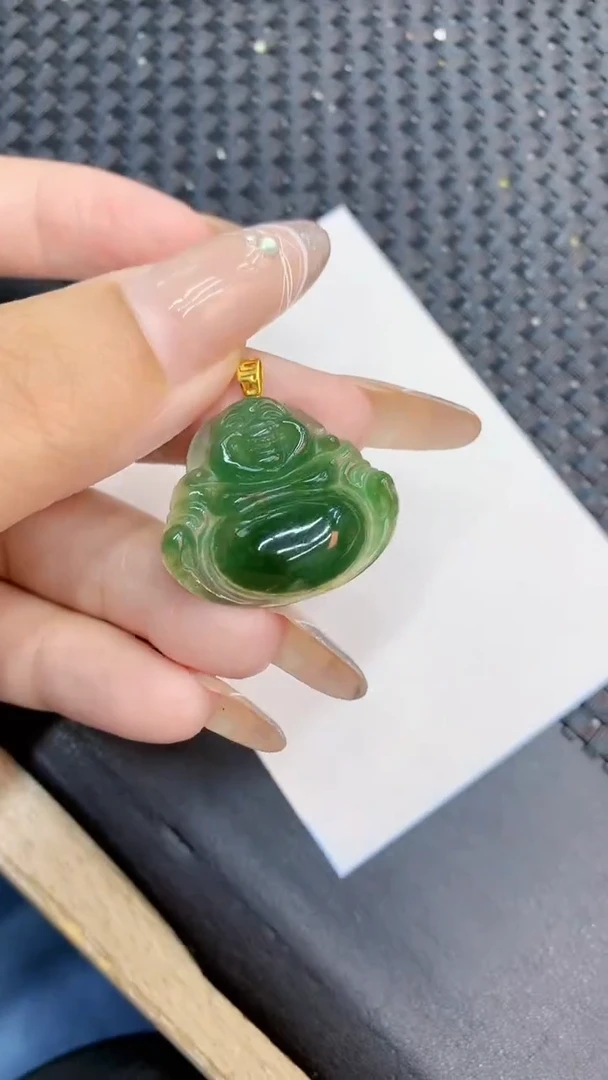 颈饰未镶嵌翡翠1