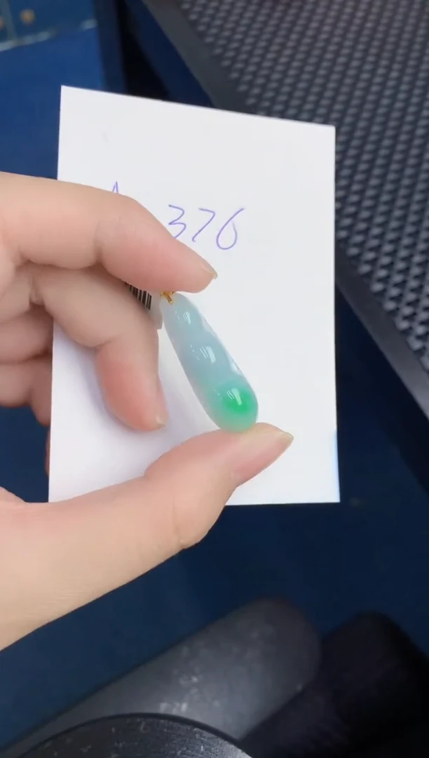 【闪购商品】翡翠颈饰18K金镶嵌000000000