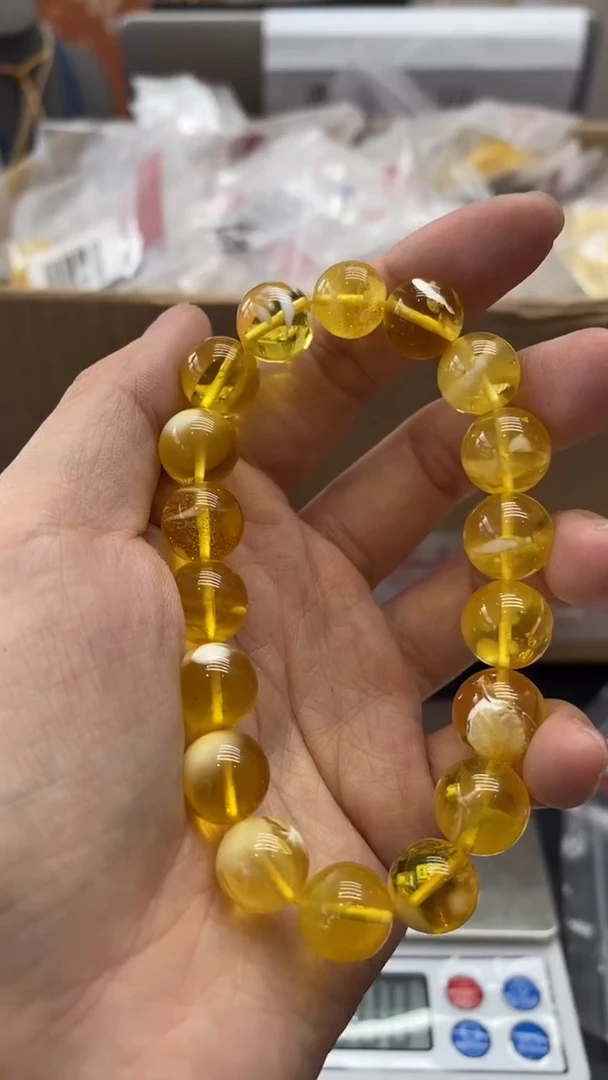 琥珀未镶嵌珠宝奇石52