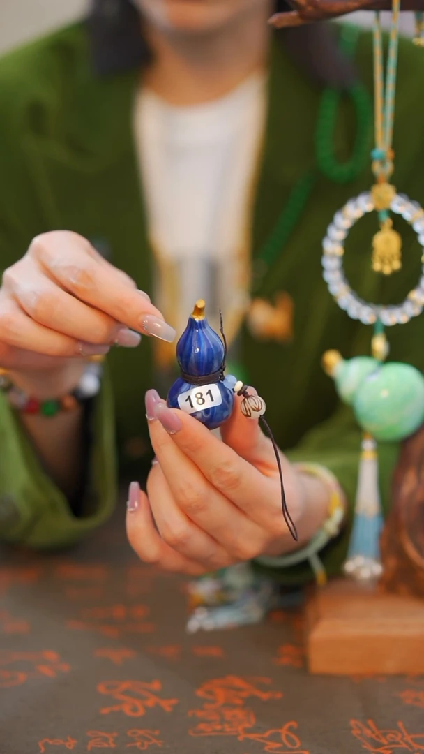 181非遗漆手艺工天然葫芦文玩福禄