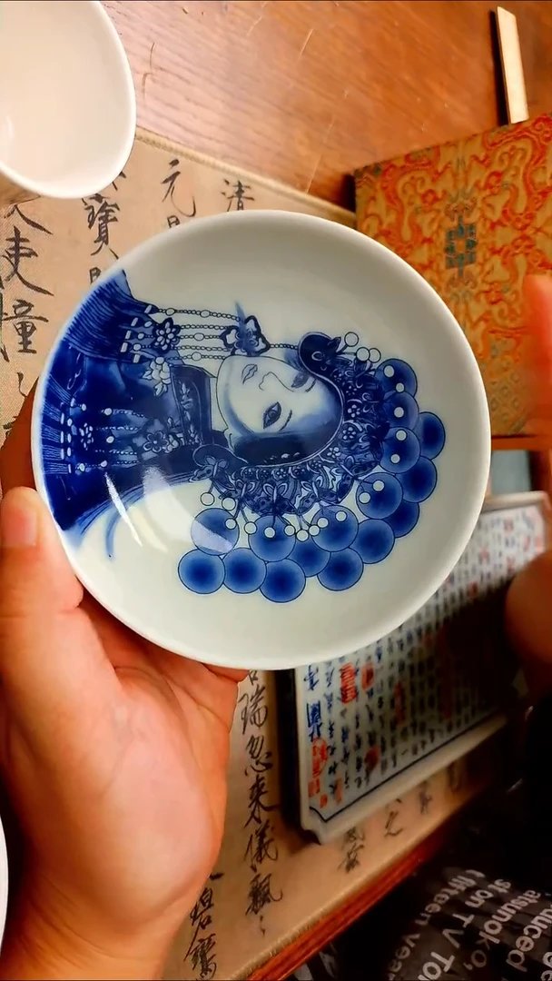 景德镇高温瓷花旦普洱 杯