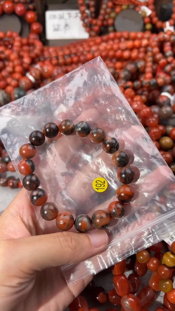 南红玛瑙手串未镶嵌10+