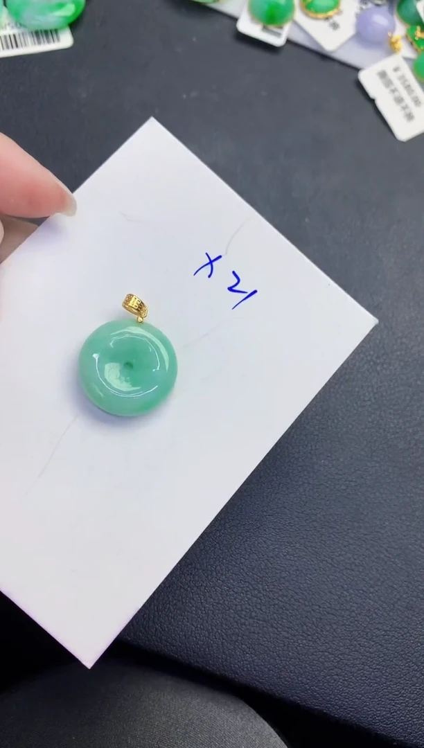 颈饰未镶嵌翡翠缅甸天然翡翠A货