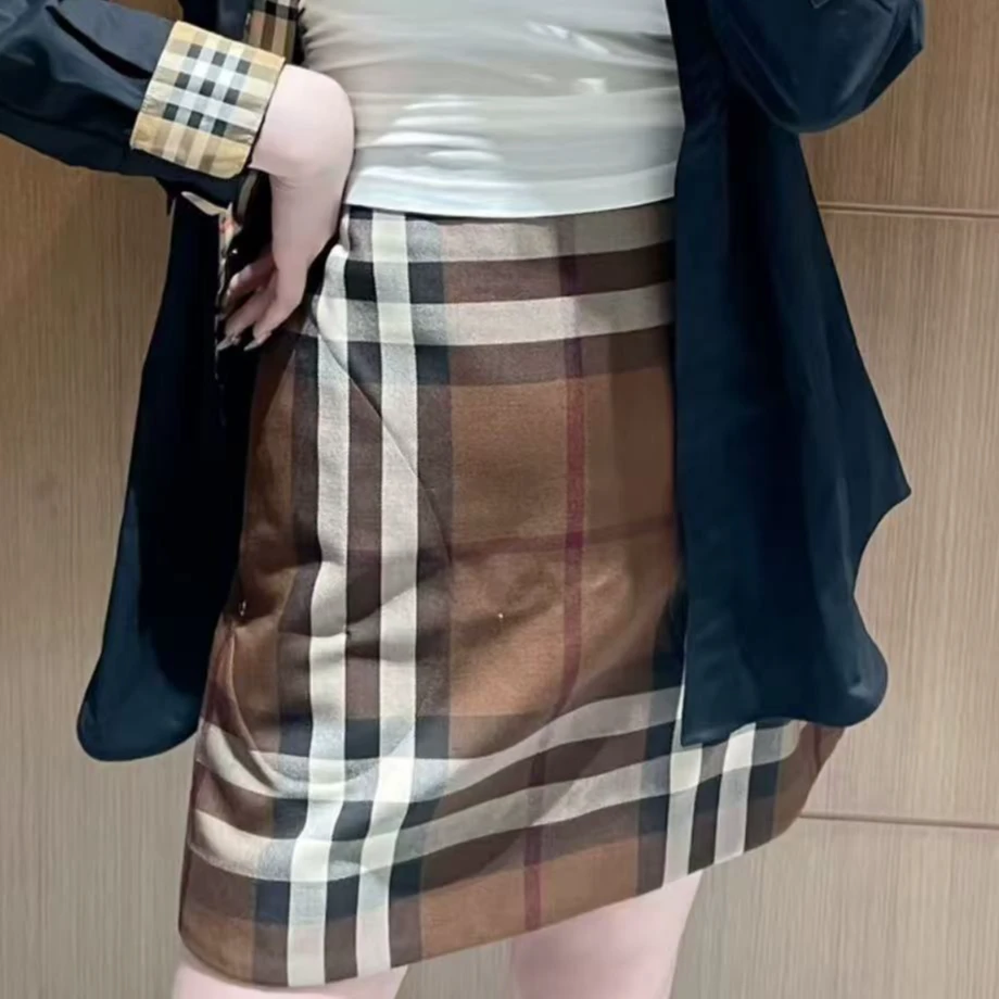 未使用 BURBERRY/博柏利 格纹提花迷你半裙