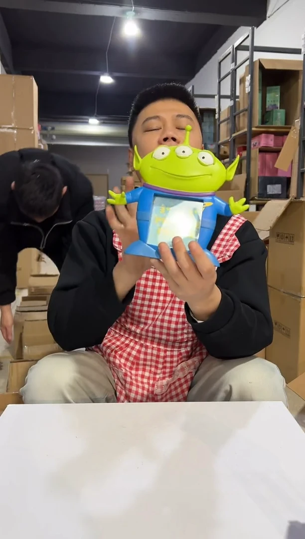 【闪购商品】杯树脂三眼仔相框